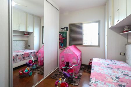 Apartamento à venda com 154m², 3 quartos e 3 vagas Apartamento à venda com 154m², 3 quartos e 3 vagasSuíte 2