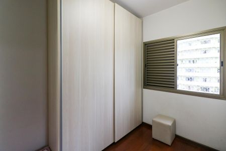 Apartamento à venda com 154m², 3 quartos e 3 vagas Apartamento à venda com 154m², 3 quartos e 3 vagasCloset da Suíte 1