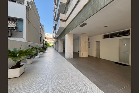 Apartamento à venda com 65m², 1 quarto e 1 vagaÁrea comum