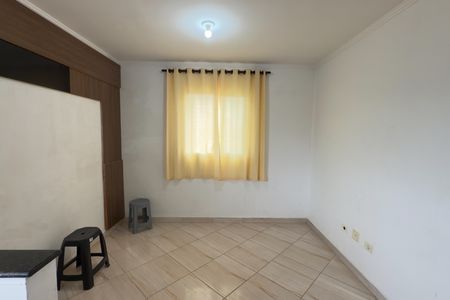 Casa de condomínio para alugar com 57m², 2 quartos e 1 vaga Casa de condomínio para alugar com 57m², 2 quartos e 1 vagaSala