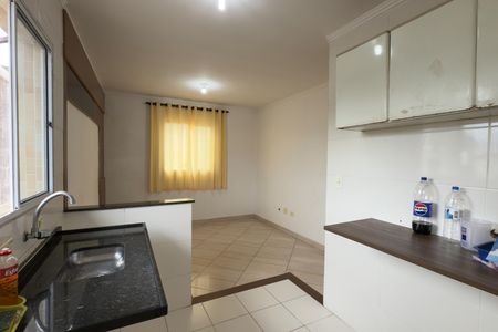 Casa de condomínio para alugar com 57m², 2 quartos e 1 vaga Casa de condomínio para alugar com 57m², 2 quartos e 1 vagaCozinha