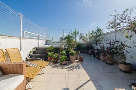 Apartamento à venda com 240m², 2 quartos e 2 vagasTerraço