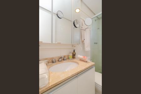 Apartamento à venda com 240m², 2 quartos e 2 vagasBanheiro