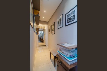 Apartamento à venda com 240m², 2 quartos e 2 vagasCorredor