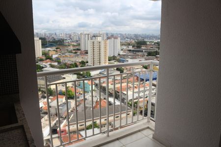 Apartamento para alugar com 65m², 2 quartos e 1 vagaVaranda
