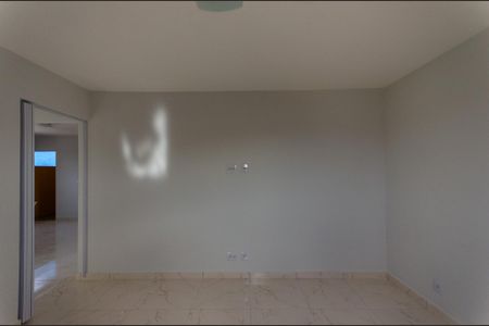 Apartamento para alugar com 60m², 2 quartos e sem vagaQuarto 1