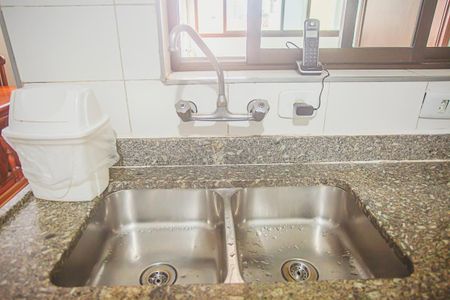 Apartamento à venda com 145m², 3 quartos e 2 vagas Apartamento à venda com 145m², 3 quartos e 2 vagasCozinha