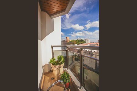 Apartamento à venda com 145m², 3 quartos e 2 vagas Apartamento à venda com 145m², 3 quartos e 2 vagasVaranda da Sala