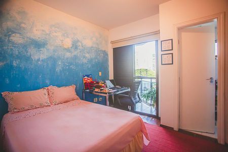 Apartamento à venda com 145m², 3 quartos e 2 vagas Apartamento à venda com 145m², 3 quartos e 2 vagasQuarto 3