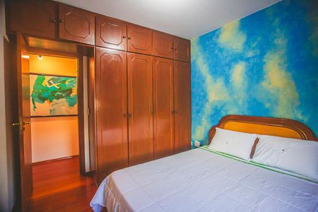 Apartamento à venda com 145m², 3 quartos e 2 vagas Apartamento à venda com 145m², 3 quartos e 2 vagasQuarto 2