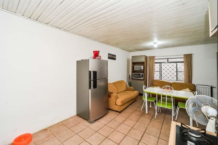 Casa à venda com 110m², 2 quartos e 2 vagas Casa à venda com 110m², 2 quartos e 2 vagasCozinha