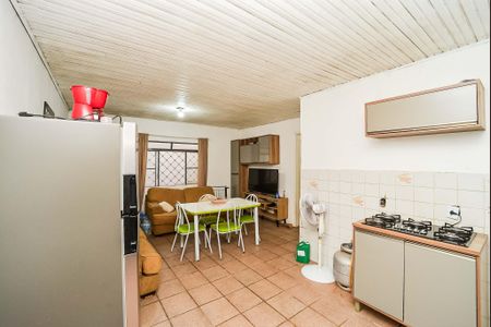 Casa à venda com 110m², 2 quartos e 2 vagas Casa à venda com 110m², 2 quartos e 2 vagasCozinha