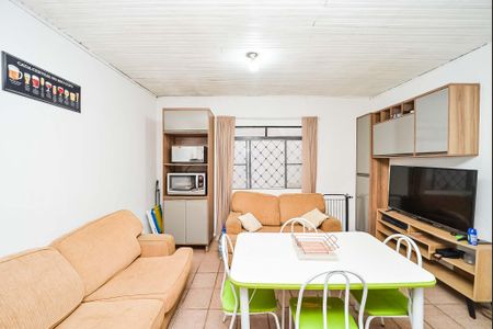 Casa à venda com 110m², 2 quartos e 2 vagas Casa à venda com 110m², 2 quartos e 2 vagasCozinha