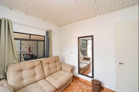 Casa à venda com 110m², 2 quartos e 2 vagas Casa à venda com 110m², 2 quartos e 2 vagasSala