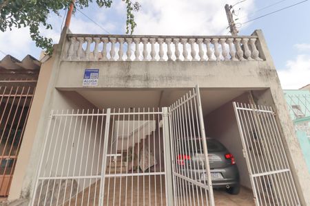 Casa à venda com 166m², 2 quartos e 2 vagasFachada