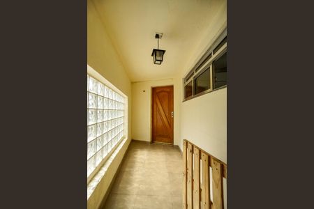 Casa para alugar com 70m², 2 quartos e 1 vaga Casa para alugar com 70m², 2 quartos e 1 vagaHall de entrada