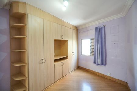 Casa para alugar com 70m², 2 quartos e 1 vaga Casa para alugar com 70m², 2 quartos e 1 vagaQuarto 02