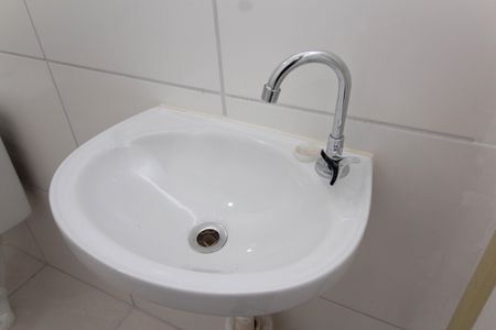 Apartamento para alugar com 39m², 2 quartos e sem vaga Apartamento para alugar com 39m², 2 quartos e sem vagaBanheiro