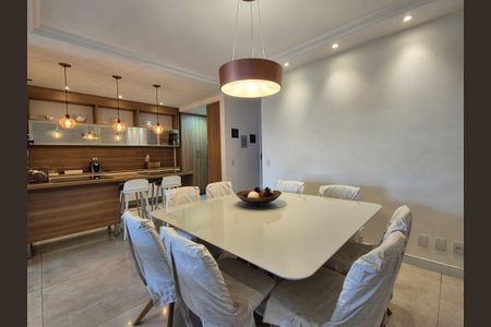 Apartamento à venda com 400m², 4 quartos e 6 vagas Apartamento à venda com 400m², 4 quartos e 6 vagasSala