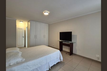 Apartamento à venda com 400m², 4 quartos e 6 vagas Apartamento à venda com 400m², 4 quartos e 6 vagasSuite 3