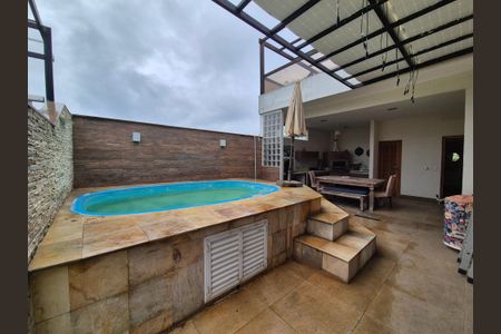 Apartamento à venda com 400m², 4 quartos e 6 vagas Apartamento à venda com 400m², 4 quartos e 6 vagasVaranda