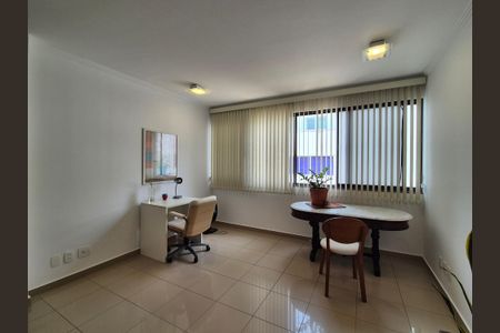 Apartamento à venda com 400m², 4 quartos e 6 vagas Apartamento à venda com 400m², 4 quartos e 6 vagas Suíte 4