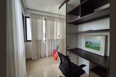 Apartamento à venda com 400m², 4 quartos e 6 vagas Apartamento à venda com 400m², 4 quartos e 6 vagasSuíte 3