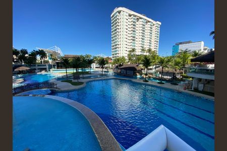 Apartamento para alugar com 70m², 2 quartos e 1 vagaÁrea comum - Piscina