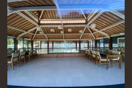 Apartamento para alugar com 70m², 2 quartos e 1 vagaÁrea comum - Salão de Festa