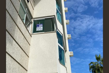 Apartamento para alugar com 70m², 2 quartos e 1 vagaPlaquinha