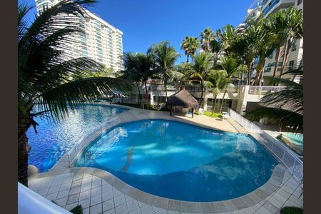 Apartamento para alugar com 70m², 2 quartos e 1 vagaÁrea comum - Piscina