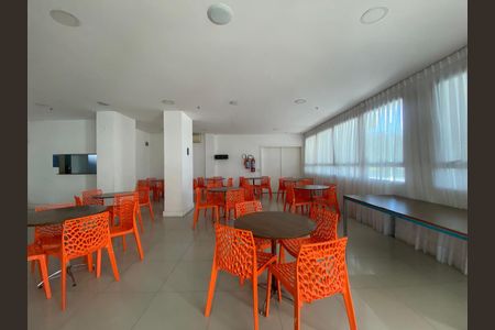 Apartamento para alugar com 70m², 2 quartos e 1 vagaÁrea comum - Salão de festas