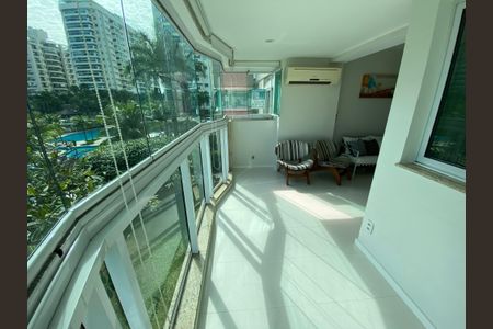 Apartamento para alugar com 70m², 2 quartos e 1 vagaVaranda da Sala