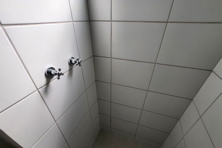 Apartamento para alugar com 53m², 2 quartos e 1 vaga Apartamento para alugar com 53m², 2 quartos e 1 vagaBanheiro da Suíte