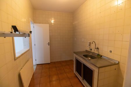 Cozinha de apartamento para alugar com 1 quarto, 55m² em Icaraí, Niterói