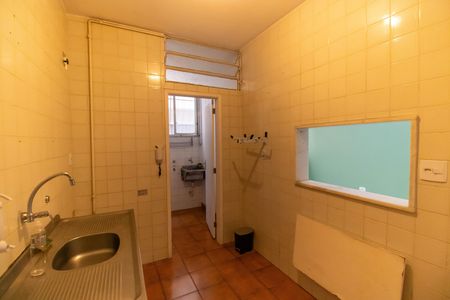 Cozinha de apartamento para alugar com 1 quarto, 55m² em Icaraí, Niterói