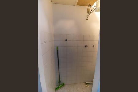 Apartamento para alugar com 55m², 1 quarto e sem vaga Apartamento para alugar com 55m², 1 quarto e sem vagaBanheiro de serviço