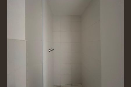 Apartamento para alugar com 38m², 2 quartos e sem vagaBanheiro