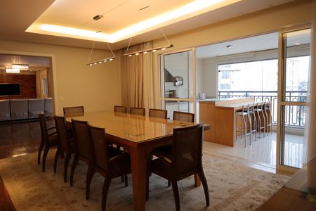 Apartamento para alugar com 326m², 6 quartos e 4 vagasSala