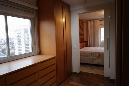 Apartamento para alugar com 326m², 6 quartos e 4 vagasSuíte