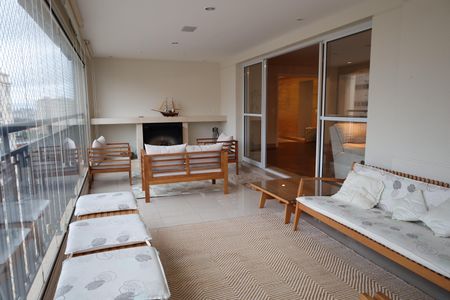 Apartamento para alugar com 326m², 6 quartos e 4 vagasÁrea Gourmet