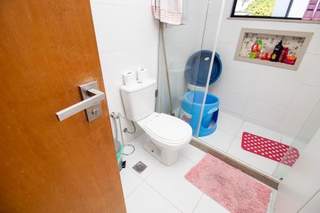 Casa de condomínio à venda com 130m², 3 quartos e 2 vagas Casa de condomínio à venda com 130m², 3 quartos e 2 vagasBanheiro quarto 2