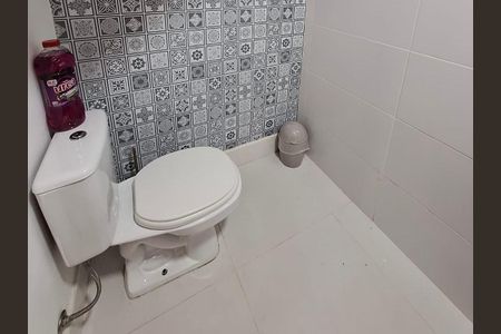 Casa de condomínio à venda com 130m², 3 quartos e 2 vagas Casa de condomínio à venda com 130m², 3 quartos e 2 vagasLavabo