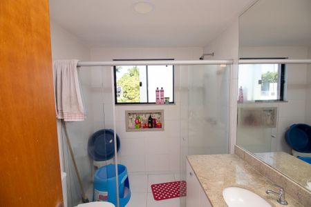 Casa de condomínio à venda com 130m², 3 quartos e 2 vagas Casa de condomínio à venda com 130m², 3 quartos e 2 vagasBanheiro quarto 2