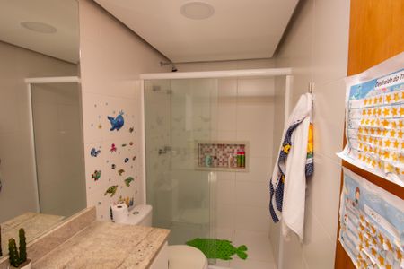 Casa de condomínio à venda com 130m², 3 quartos e 2 vagas Casa de condomínio à venda com 130m², 3 quartos e 2 vagasBanheiro quarto 1