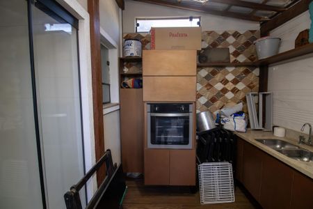 Casa de condomínio à venda com 130m², 3 quartos e 2 vagas Casa de condomínio à venda com 130m², 3 quartos e 2 vagasQuintal