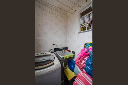 Apartamento à venda com 56m², 2 quartos e 1 vaga Apartamento à venda com 56m², 2 quartos e 1 vagaCozinha e Área de Serviço