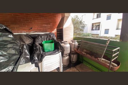 Casa à venda com 350m², 3 quartos e 20 vagas Casa à venda com 350m², 3 quartos e 20 vagasÁrea comum