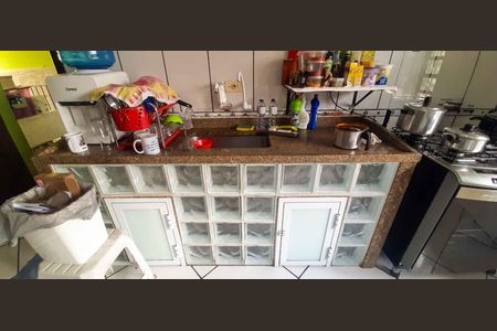 Casa à venda com 350m², 3 quartos e 20 vagas Casa à venda com 350m², 3 quartos e 20 vagasCozinha