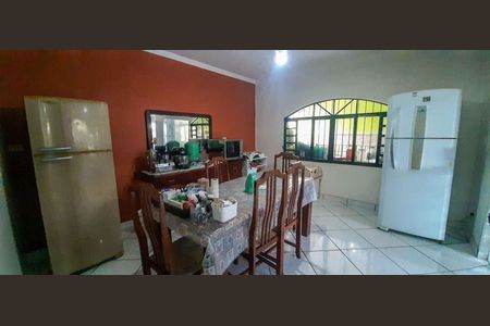 Casa à venda com 350m², 3 quartos e 20 vagas Casa à venda com 350m², 3 quartos e 20 vagasCopa